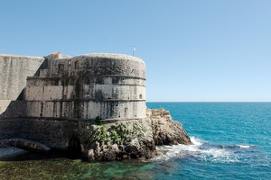 70 Dubrovnik Stadtmauer 2000