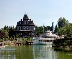 05 - Frontierland