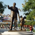 02_Walt_Disney.jpg